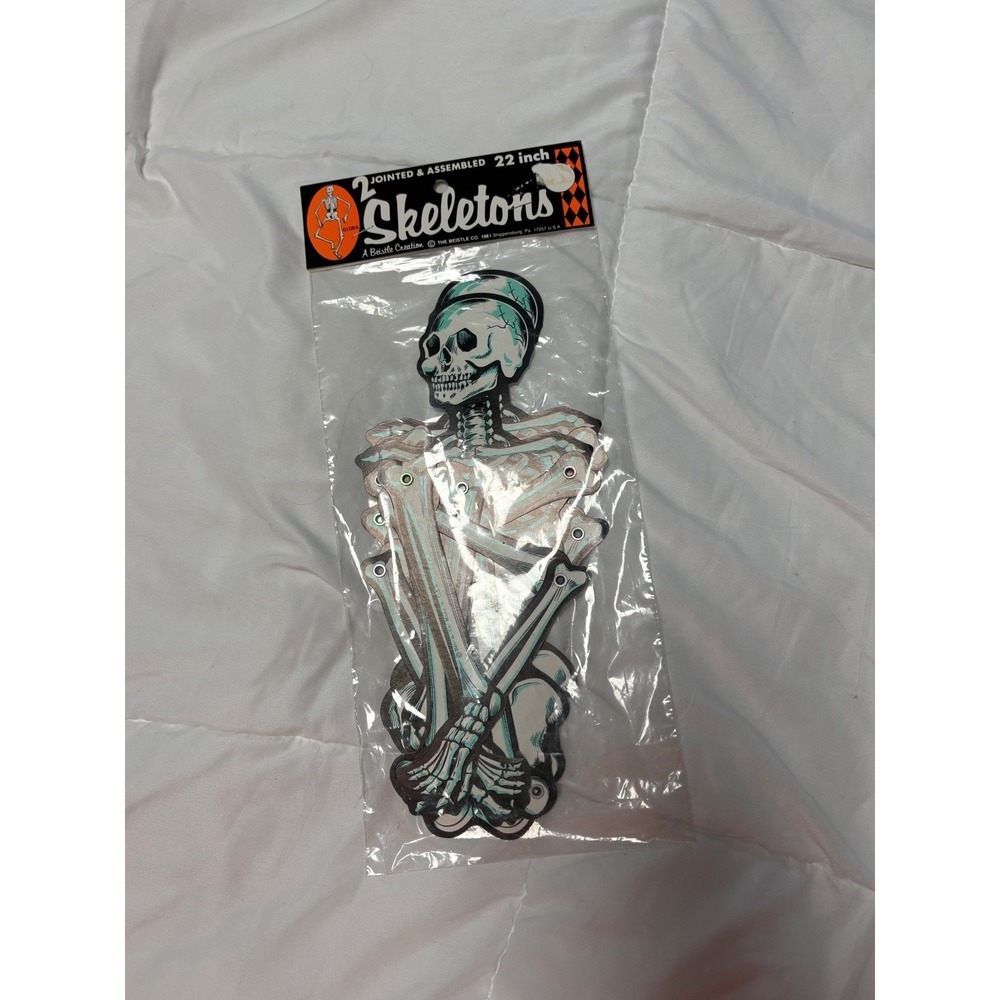 2 VTG Rare 1981 Deadstock Beistle Halloween Skeletons Jointed paper die cast 22"
